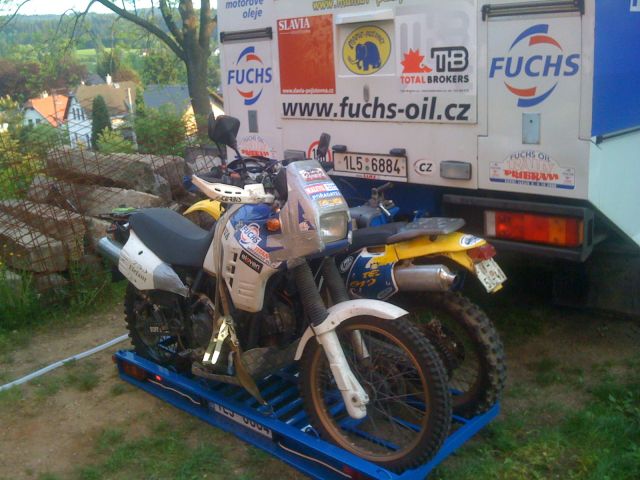 2009-05-Otice-Fuchs-oil > obr (1)